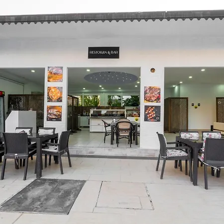 Hotel Elvin Side